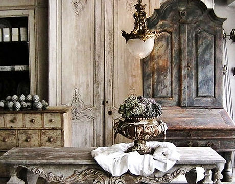 antique room.jpg