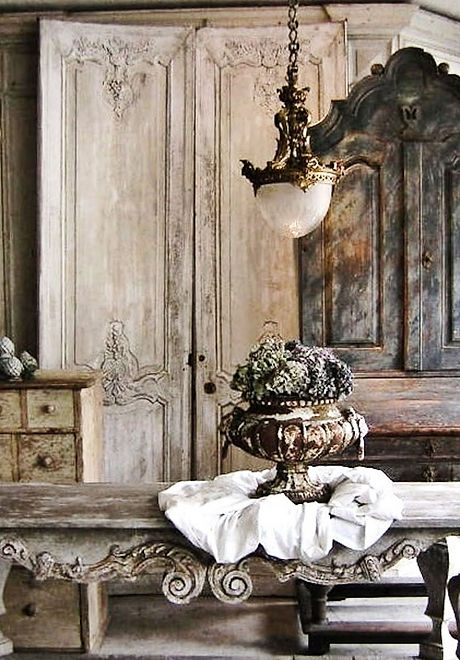 antique room.jpg