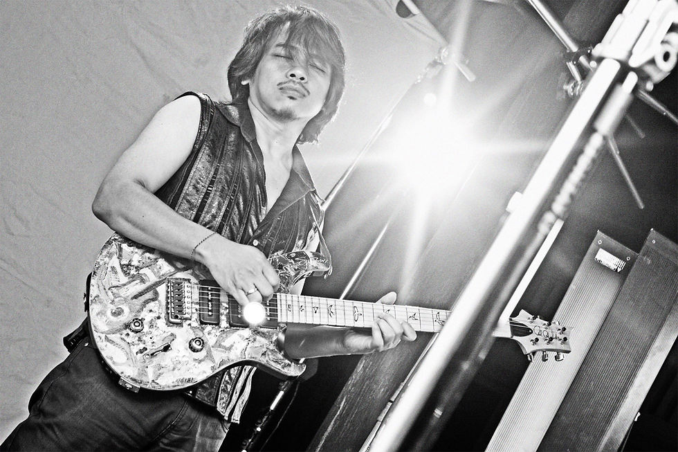 Dewa Budjana solo Guitar
