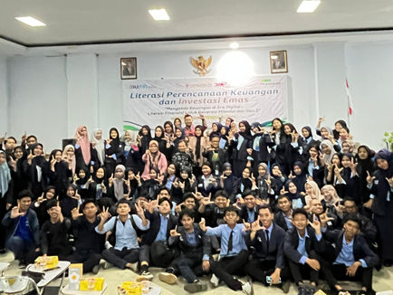 Kuliah Umum TA 2024/2025, "Literasi Finansial untuk Generasi Milenial dan Gen Z"