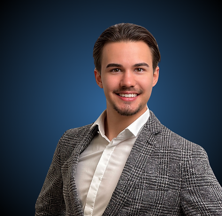 Paul Schade Headshot Quadrat.png