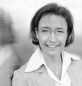 Jasmin Stoyke In-Market