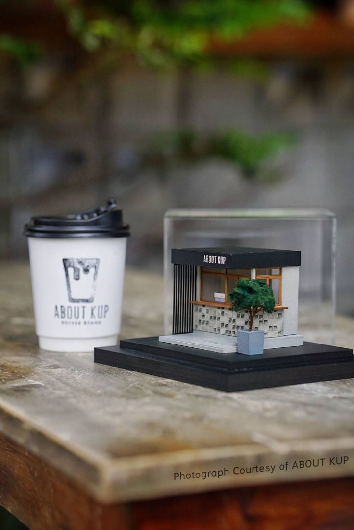 miniature
building model