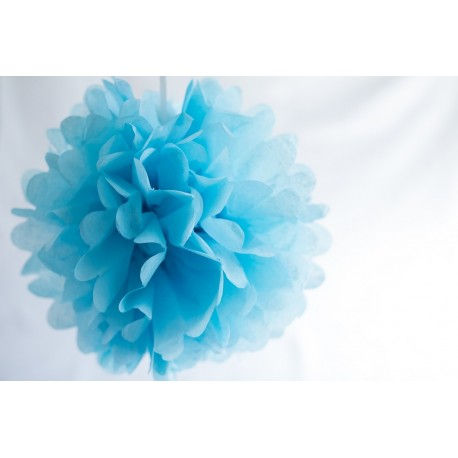 Pompon de fleur bleu clair