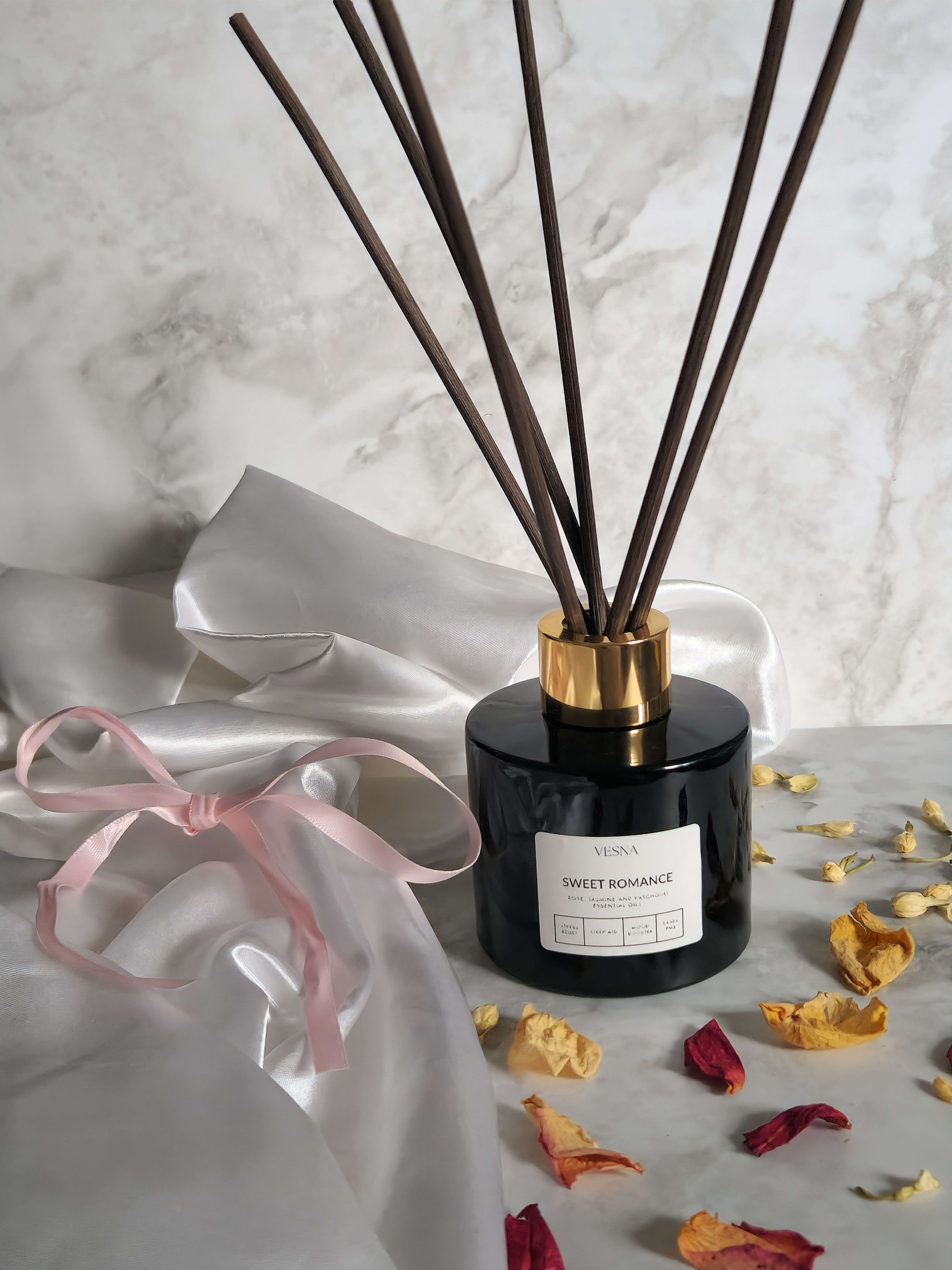 Sweet Romance Aromatherapy Reed Diffuser- 100ml