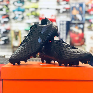Tiempo Legend PRO FG