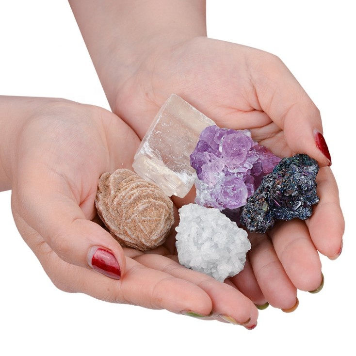 Thumbnail: Natural 7 Chakra Crystal Set – Healing Gift Box