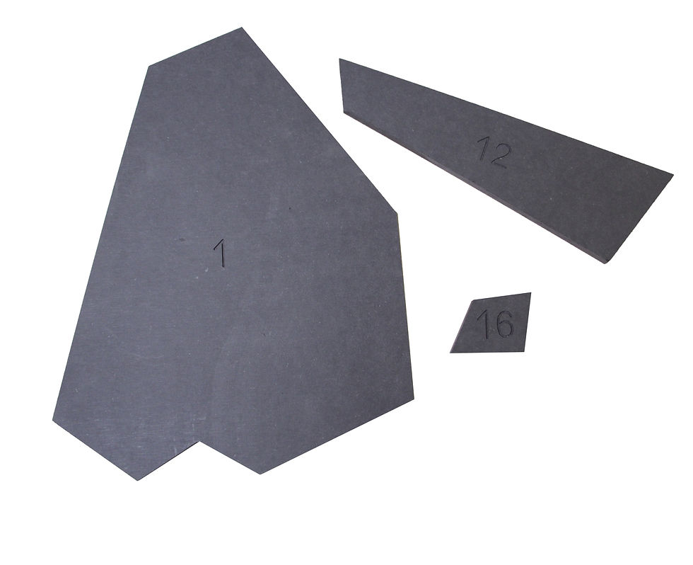Miniaturbild: Low Poly Silhouette "Bulle" (1,62m lang) (rechts)