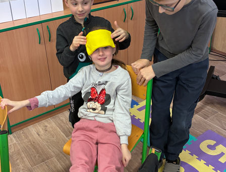 PRVOUKA 1. a 2. třída- Učíme se poskytovat první pomoc