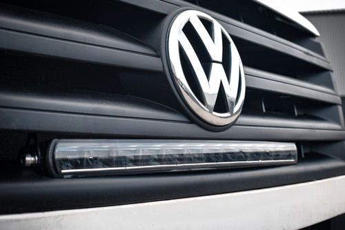 Stealth VW Crafter 2011-2017 20″ Luminous LED Integration Grille Kit – 8,400 Lum