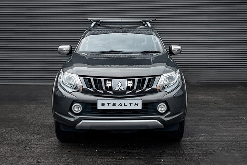 Stealth Mitsubishi L200 2015-2019 Twin 3″ Luminous LED Integration Grille Kit –