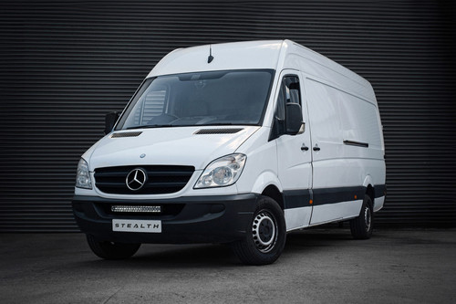 Stealth Mercedes Sprinter 2008-2018 21″ Luminous LED Integration Grille Kit – 16
