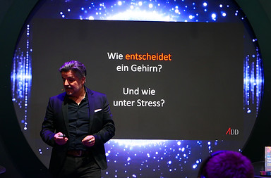 DO01000888.JPG