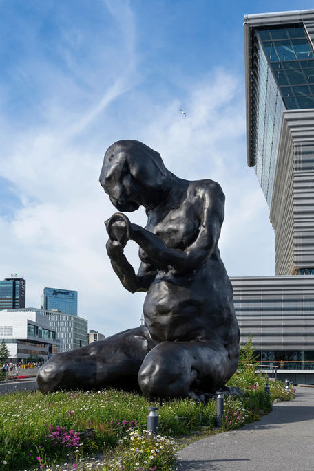 The Mother, Oslo, a 9 meter bronze weighing 18.5 tonnes outside the Munch Museum in Norway