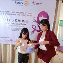 02 The Birthday Celebrants i.JPG