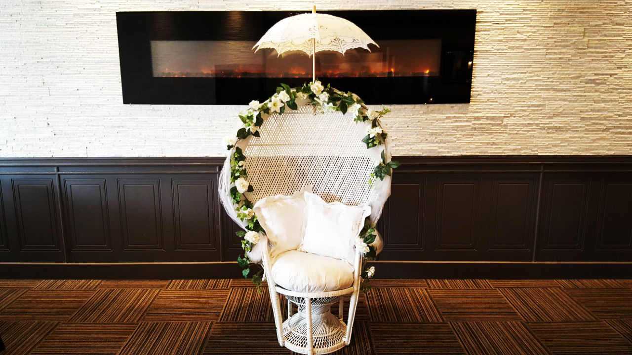 Bridal shower chair rental Montreal Glam Location & Décor