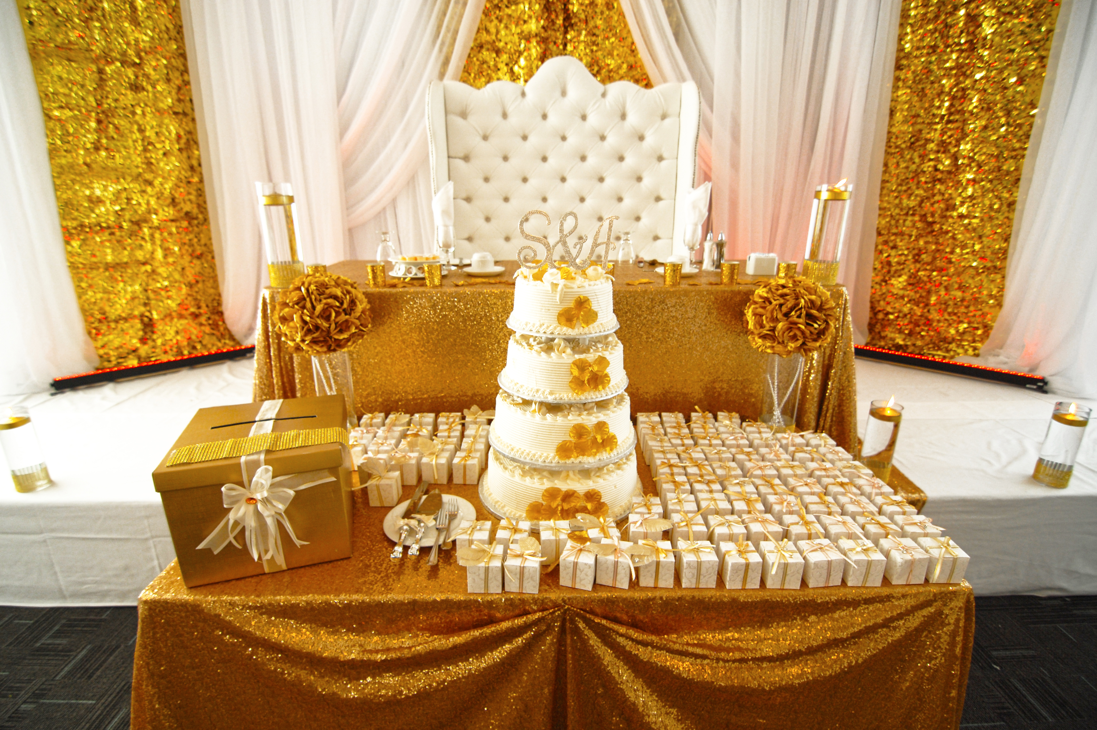 Nappe de paillettes or