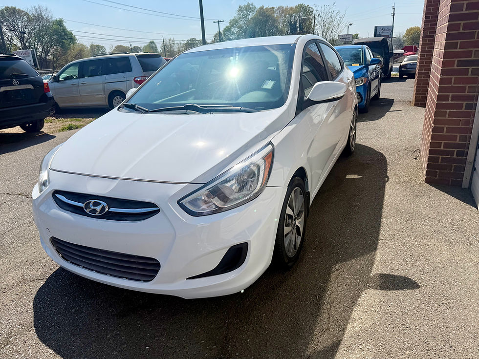 Thumbnail: 2017 Hyundai Accent 