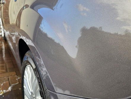 mirror look on polished car 