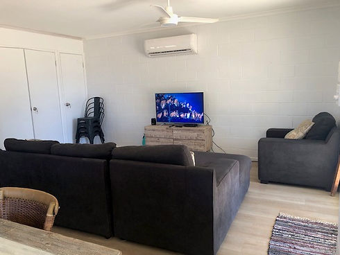 Kalani - Lounge.jpg