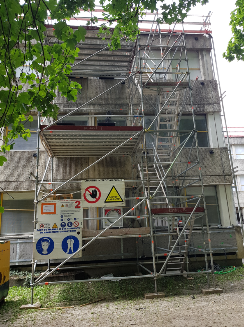 Location_et_montage_escalier_+_tour_platelage_désamiantage.png