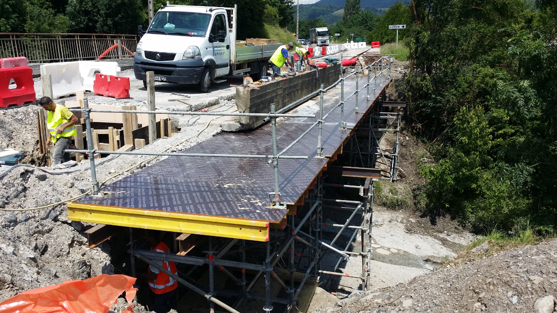 Pont de Riffol - Echafaudage.png