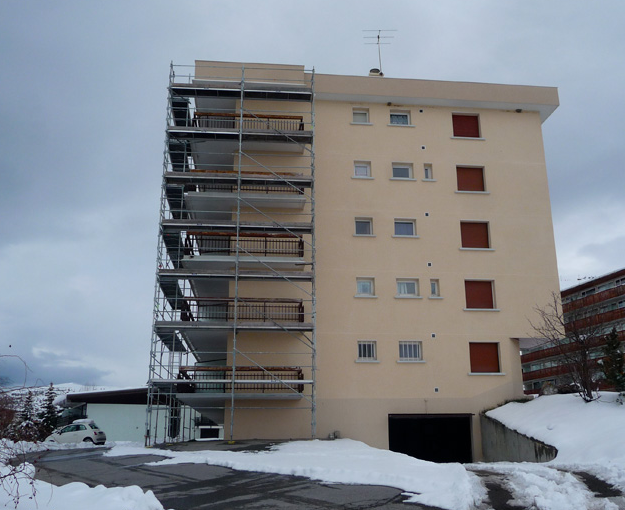 Location echafaudage 2 Alpes.png