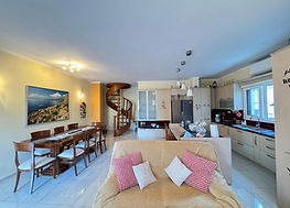 Home Himara in Old Himara