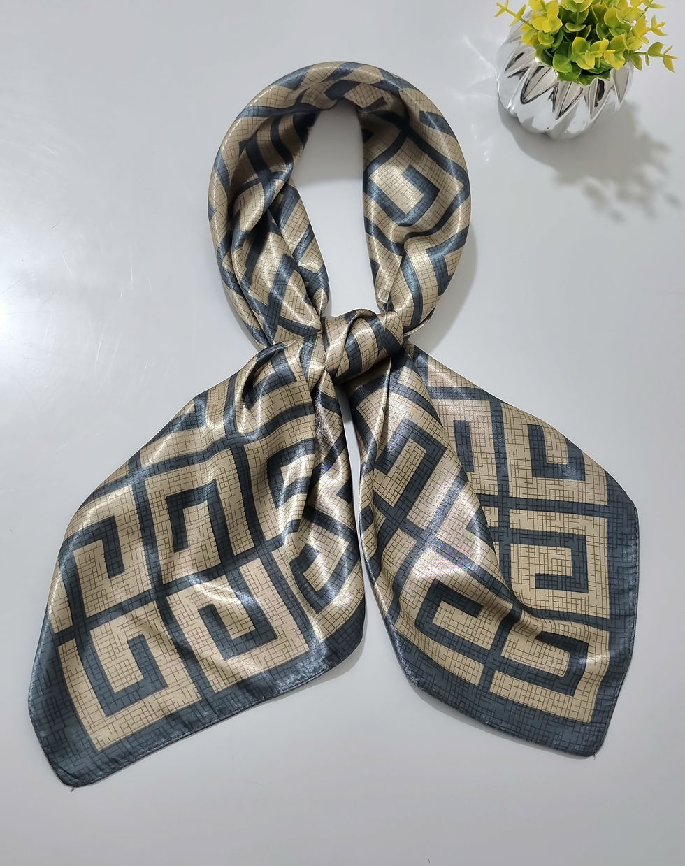 LENÇO grd. Abstrato cinza bege