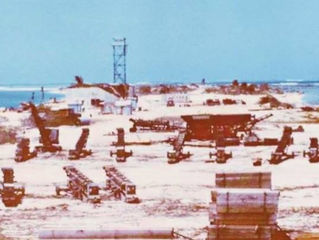 Matt "Hawk" Hawkins, Enewetak Atoll (1978) - Glimmer of Lights