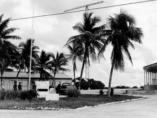 Allan White, Enewetak Atoll (1978) Glimmer of Lights