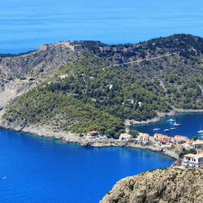 Assos Castle | The Old Fortified Capital of North Kefalonia with the 2.000 Meters Walls