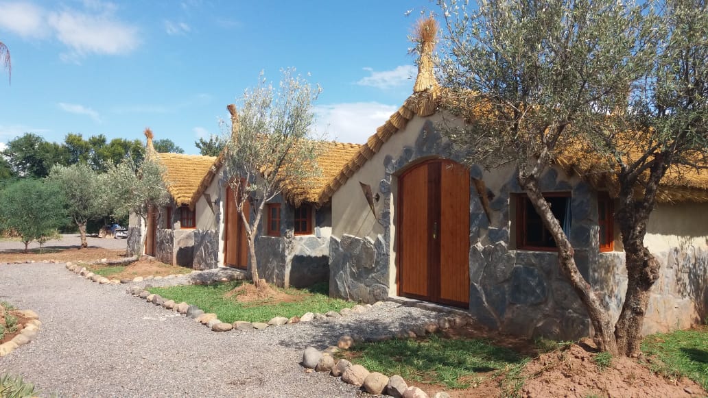 yin-yang-training-yoga-boxing-retreats-l