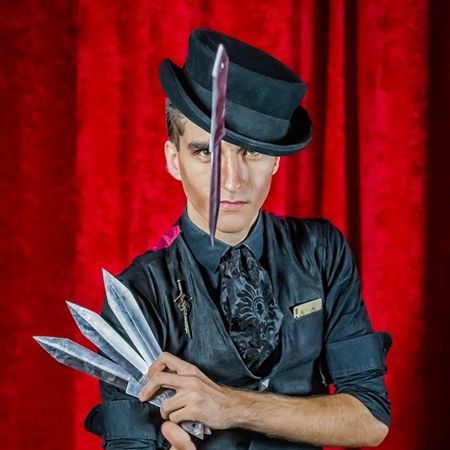 Knife Thrower Orlando Image1.jpg