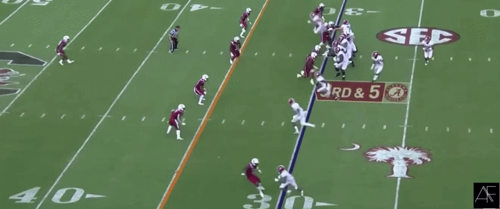 Henry_Ruggs_III_Through_contact3.gif