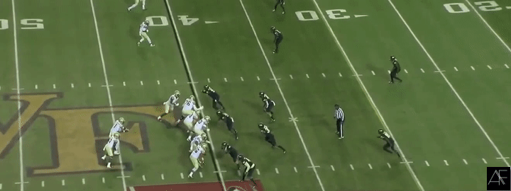 Cam_Akers_Creating_space_v_Wake_Forest2.