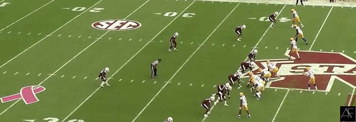 Justin_Jefferson_Disguising1.gif