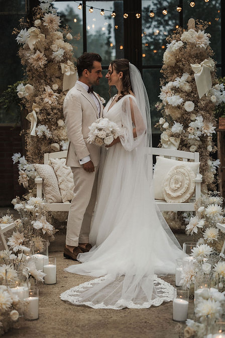 Zijden bloemen decoratie huren voor bruiloft