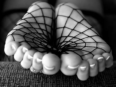 foot-fetish-1024x640_edited.png