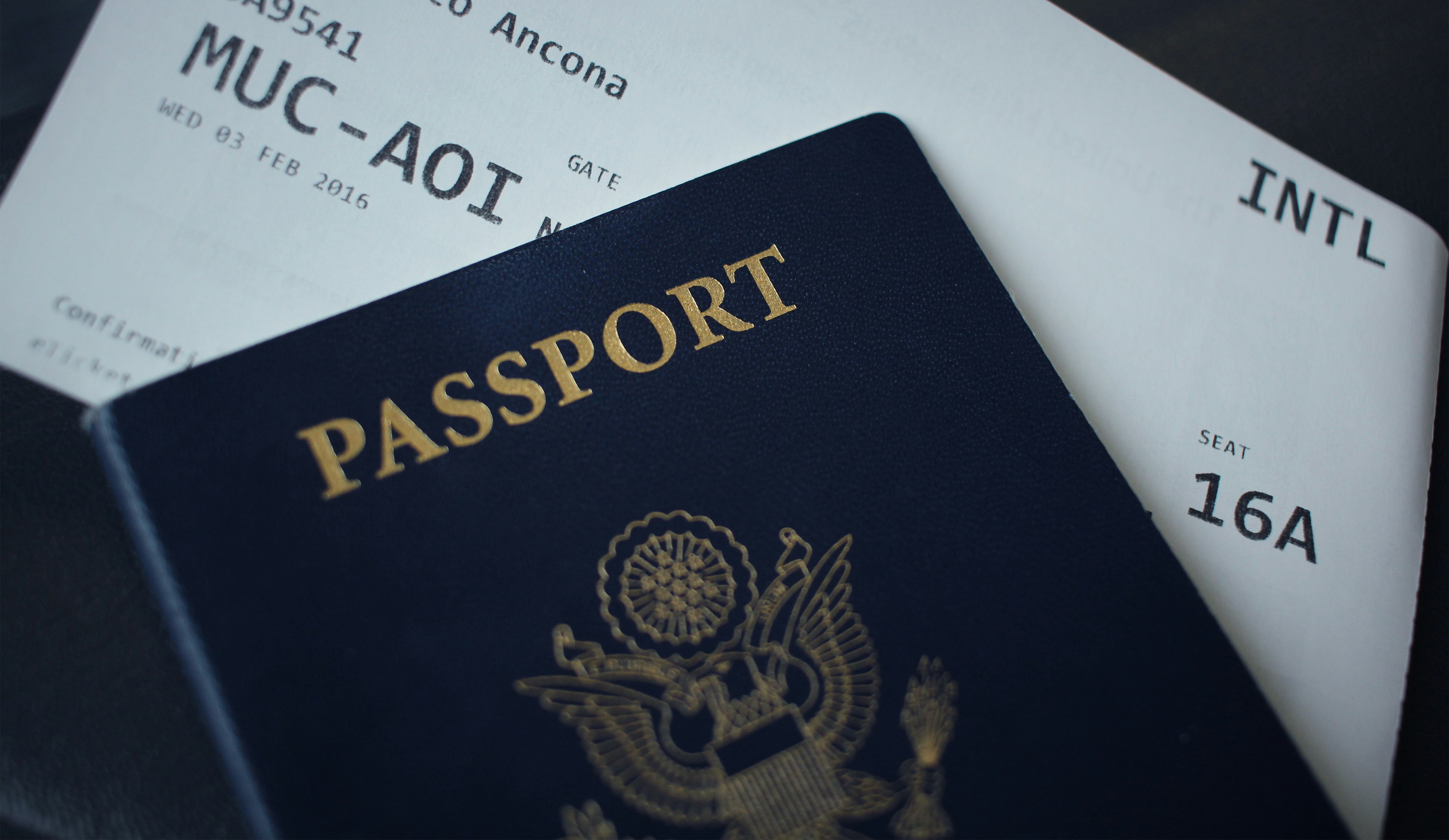 Caída en remesas y turismo aéreo por políticas migratorias de Trump