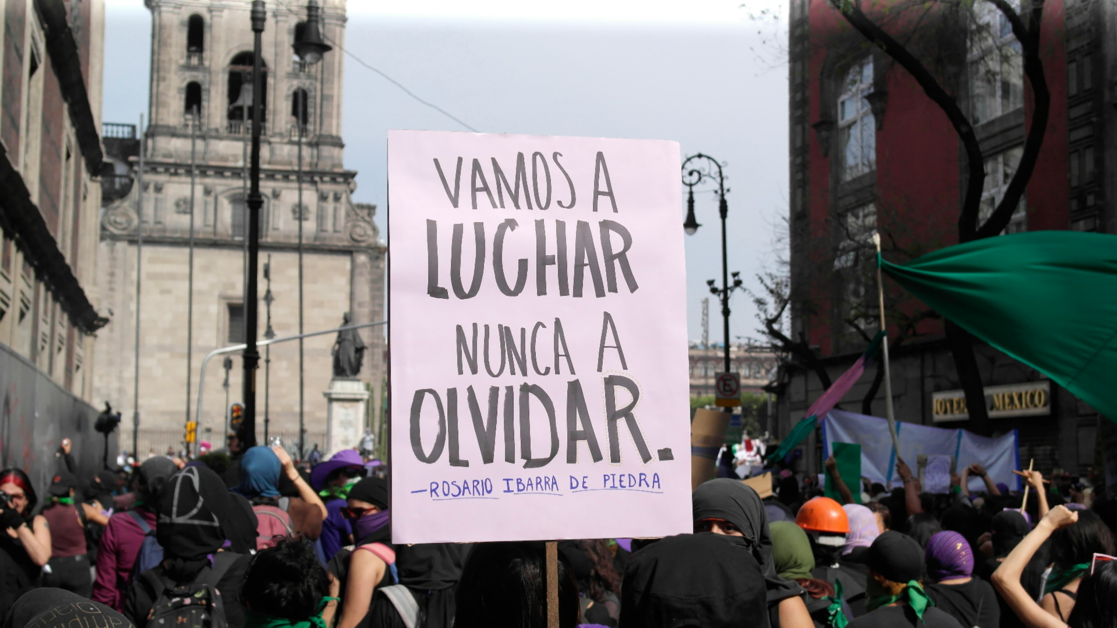 México solicita a EE.UU. la extradición de implicados en la desaparición de los 43 estudiantes de Ayotzinapa