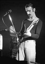 Publican obra lírica completa de Frank Zappa, figura cultural y política