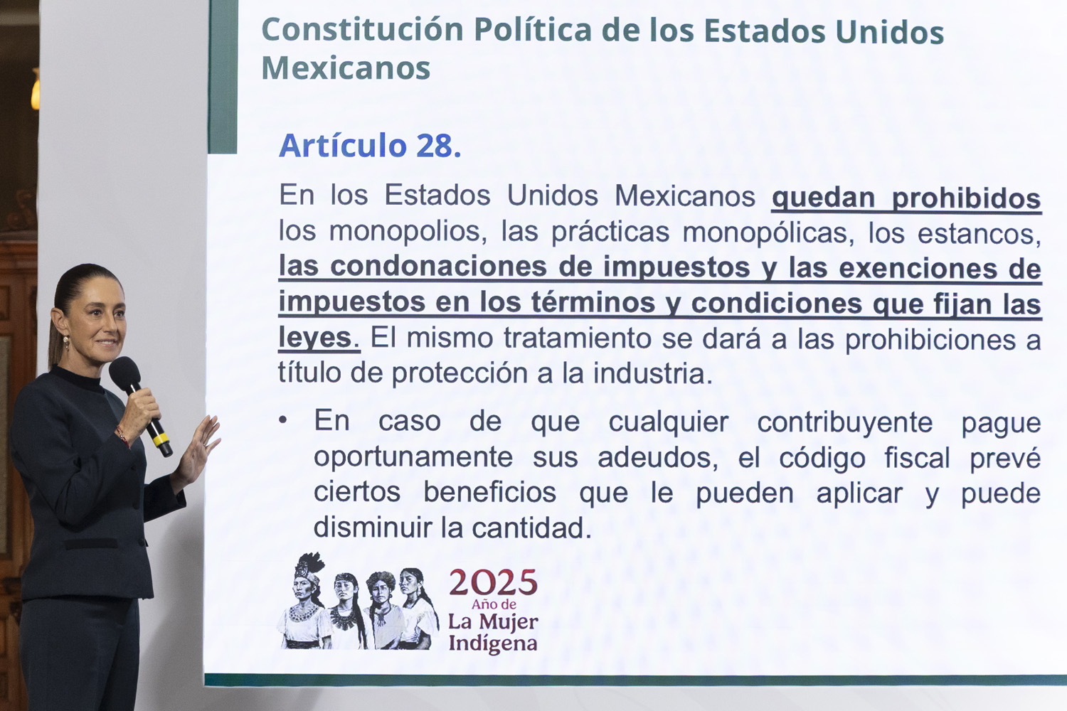 Sheinbaum destaca el manejo digno de la política arancelaria con Estados Unidos