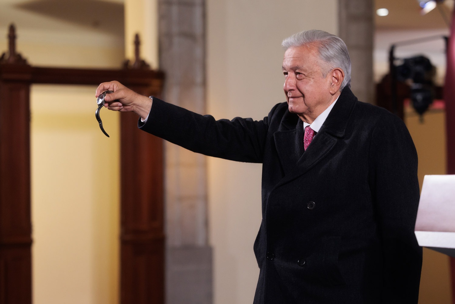 Amparos concedidos a López Obrador y su hijo