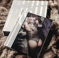 Pittsburgh-Pittsburgh-Cleveland-Erie-Youngstown-Greensburg-Boudoir-Loft-Sara-Campos-Photog