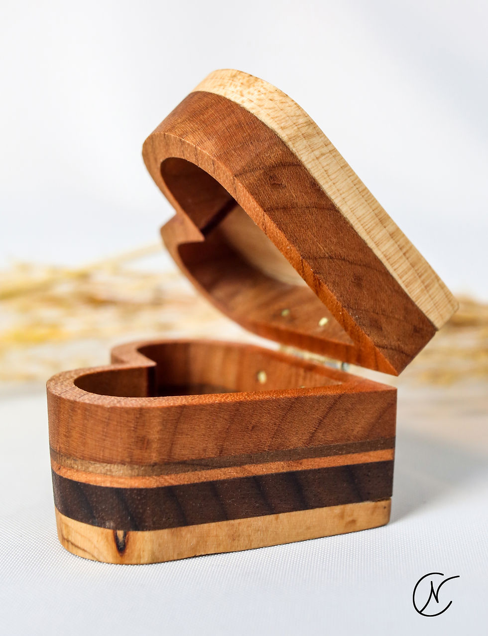 Thumbnail: Mixed Wood Mini Heart Box