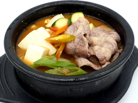 ensopado de soja - chadol doenjangjjigae (차돌 된장찌개)