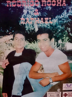 RODRIGO ROCHA E RAPHAEL