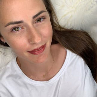 Lippen- und Augenbrauen PMU- nie wieder schminken