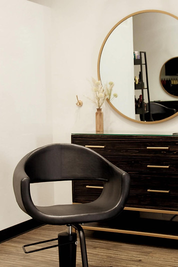 chair.jpg